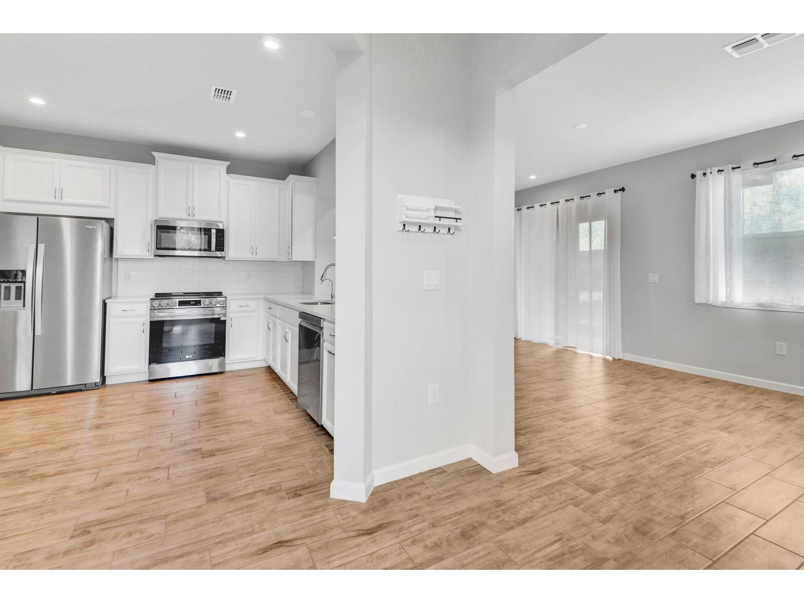 11981 Sky Acres Terrace Bradenton FL 34211 A4680968 image14