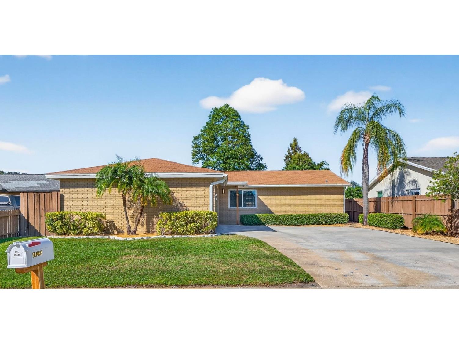 11983 106th Court Largo FL 33778 TB8439455 image1