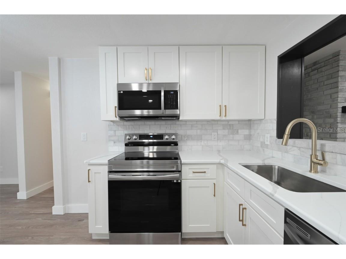 11987 106th Avenue Seminole FL 33778 TB8457176 image14