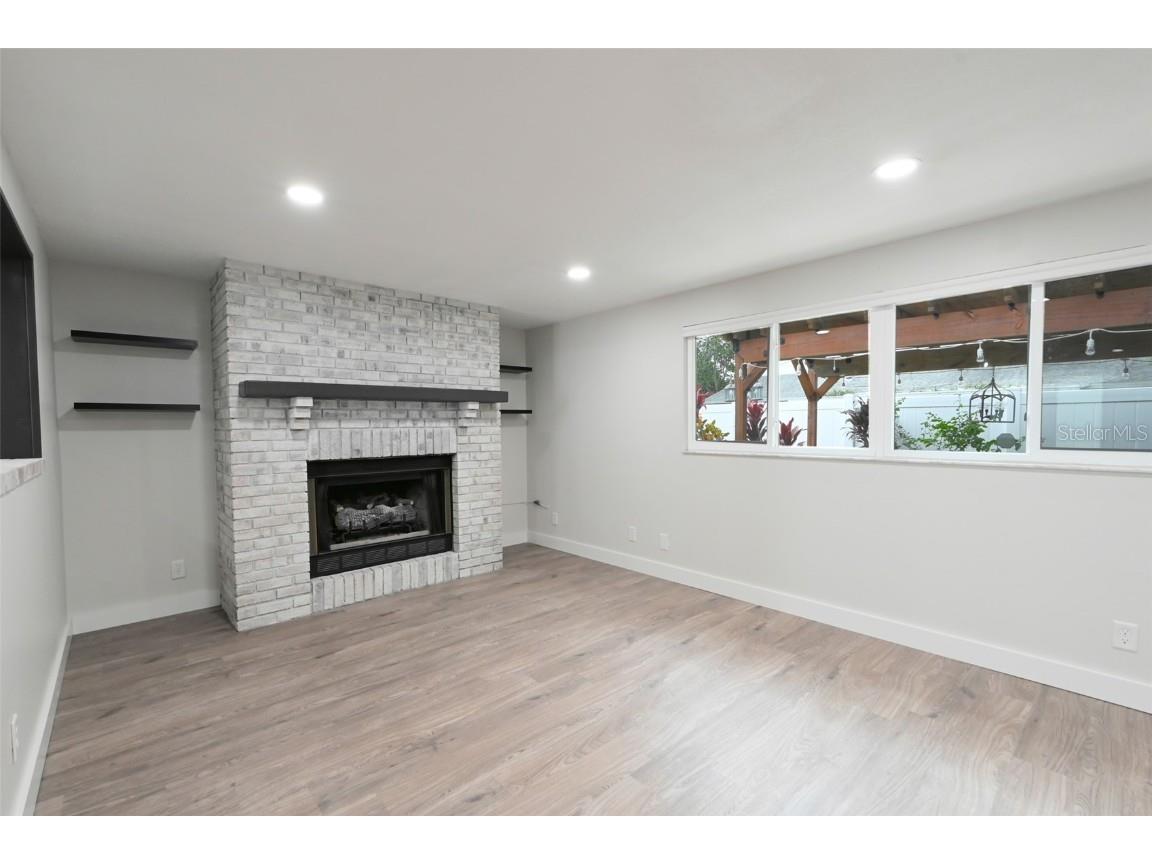 11987 106th Avenue Seminole FL 33778 TB8457176 image16