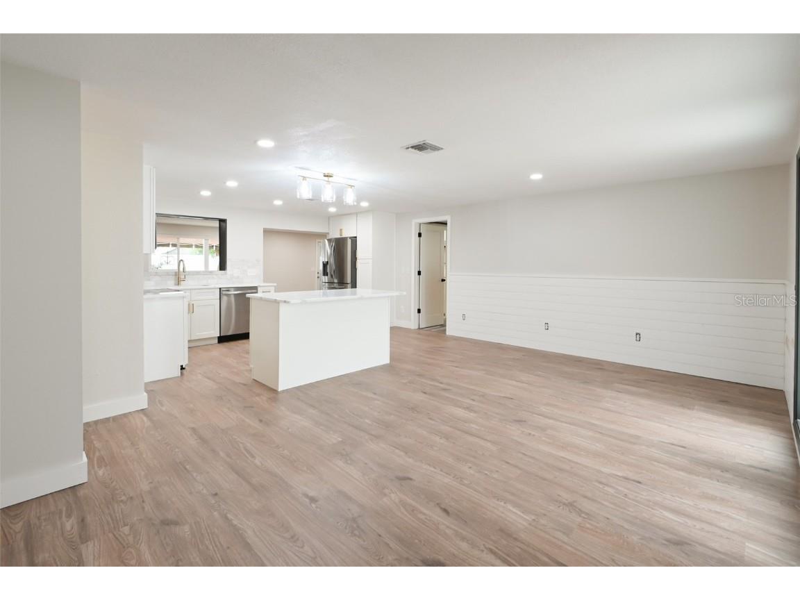 11987 106th Avenue Seminole FL 33778 TB8457176 image4