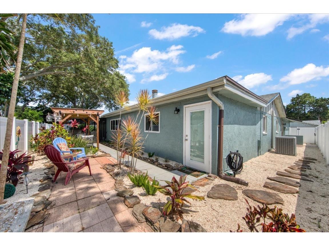 11987 106th Avenue Seminole FL 33778 TB8457176 image40