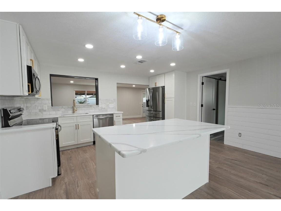 11987 106th Avenue Seminole FL 33778 TB8457176 image5