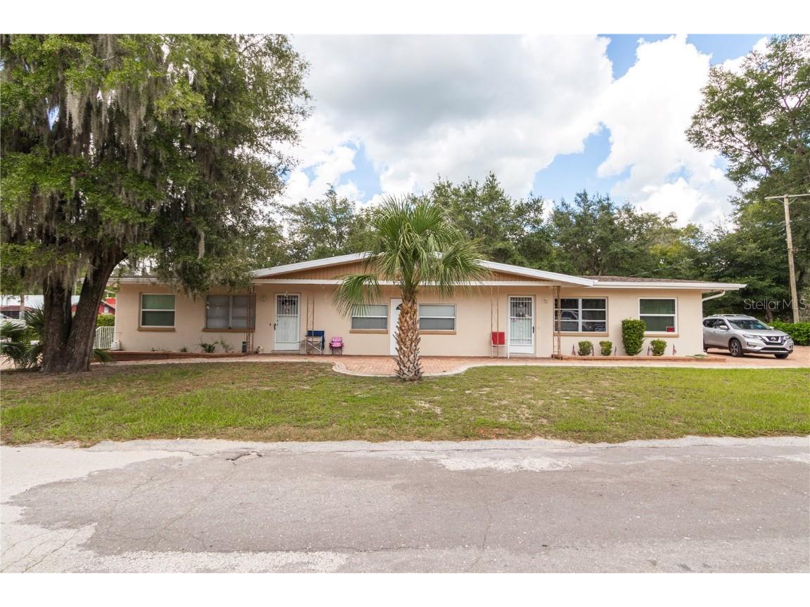11987 Maple Street Dunnellon FL 34432 OM663647 image1