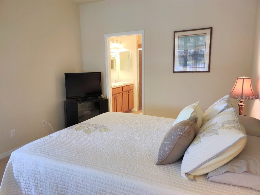 11997 Tempest Harbor Loop Venice FL 34292 N6137199 image32