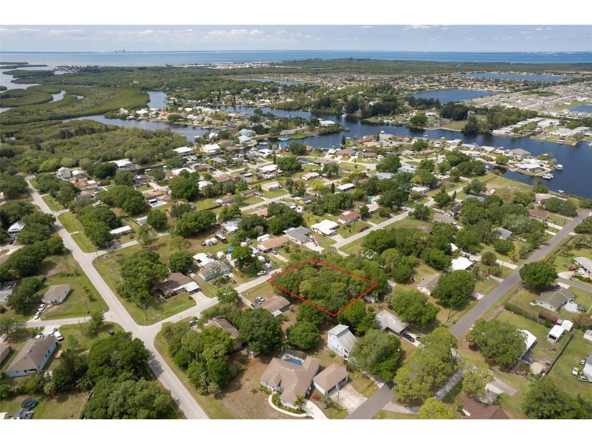 11th SW 11th Street SW #22 AND 23 Ruskin FL 33570 T3507951 image1