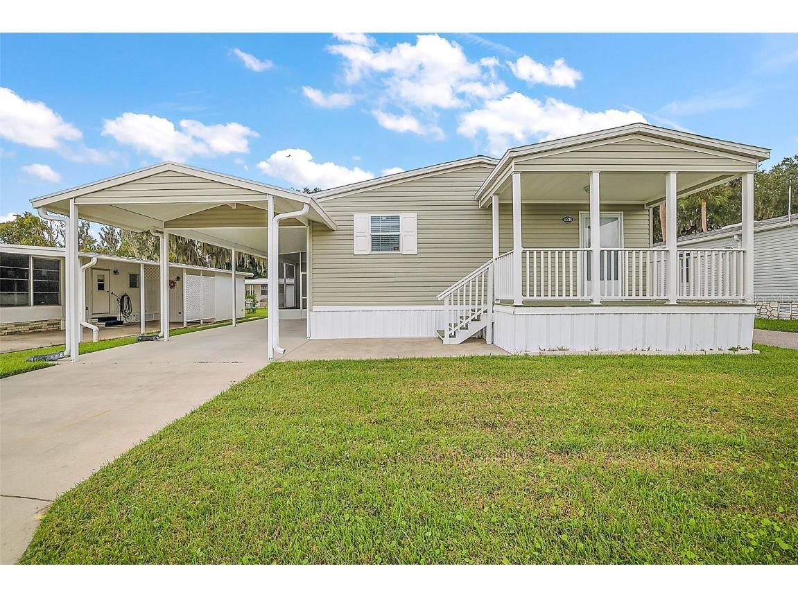 12 Cocos Plumosa Drive #B Eustis FL 32726 - Trout Lake G5074290 image1