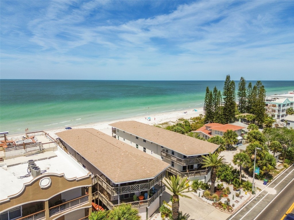 12 Gulf Boulevard #B4 Indian Rocks Beach FL 33785 TB8305764 image1