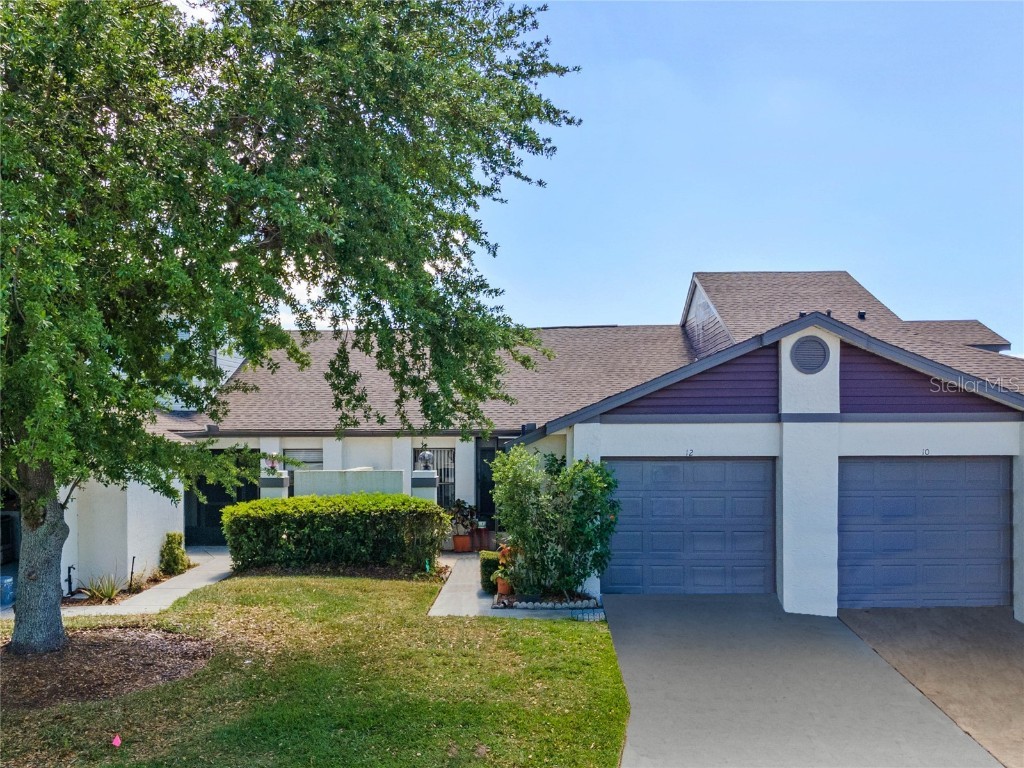 12 Lakepointe Circle Kissimmee FL 34743 O6098449 image1