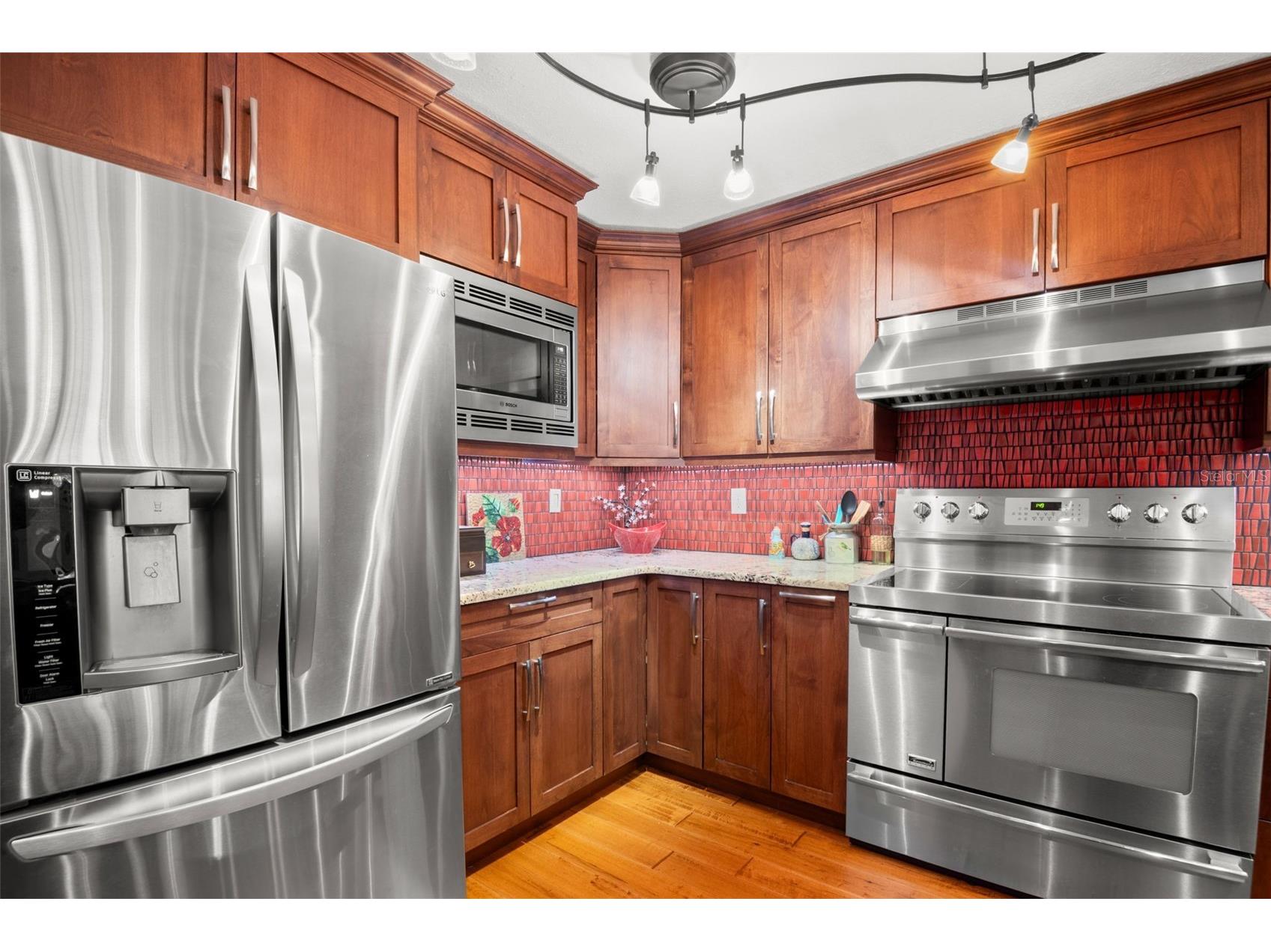 12 Mariner Drive Tarpon Springs FL 34689 TB8465438 image16