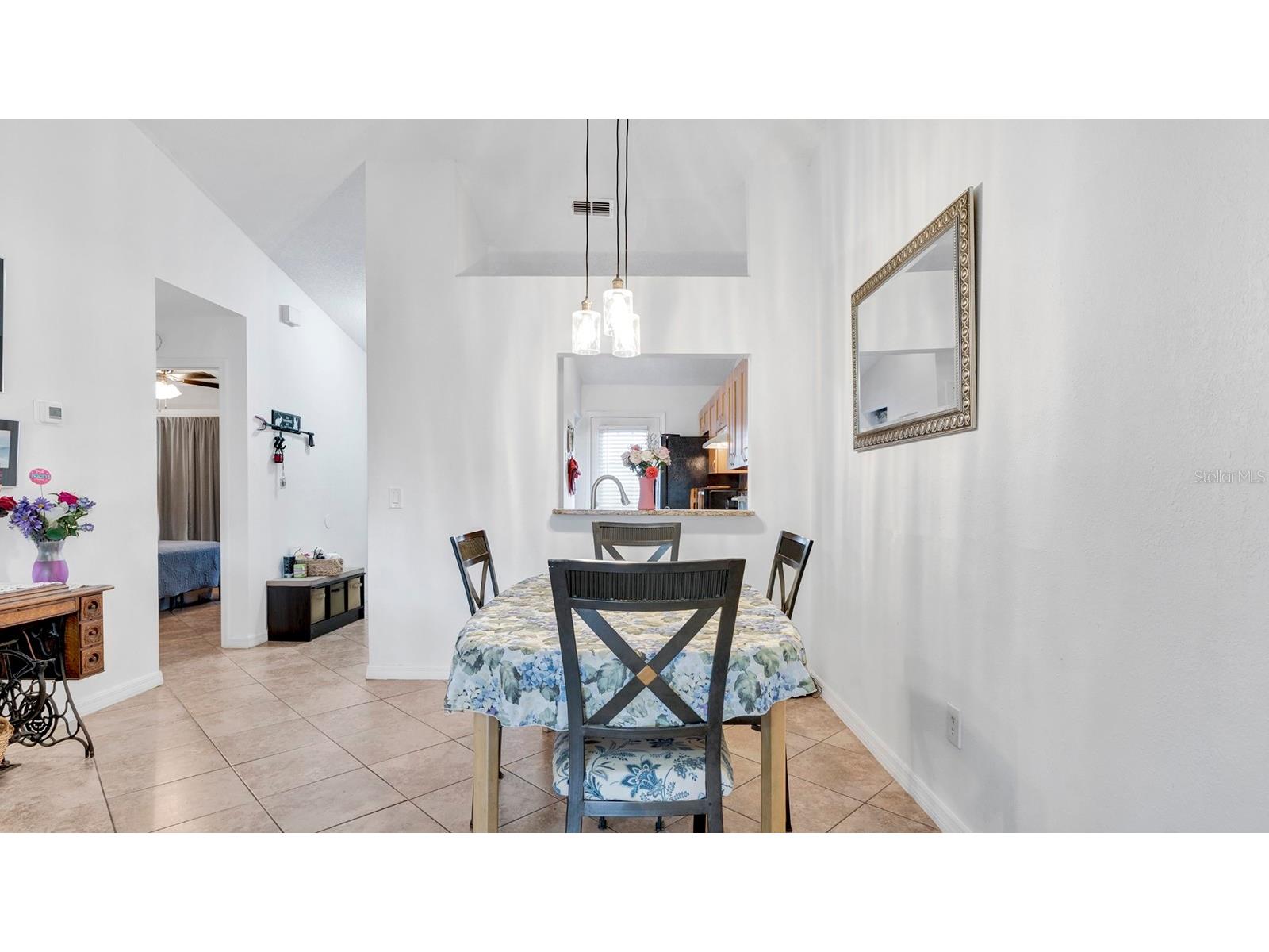 12 Pine Island Circle Kissimmee FL 34743 O6408701 image8