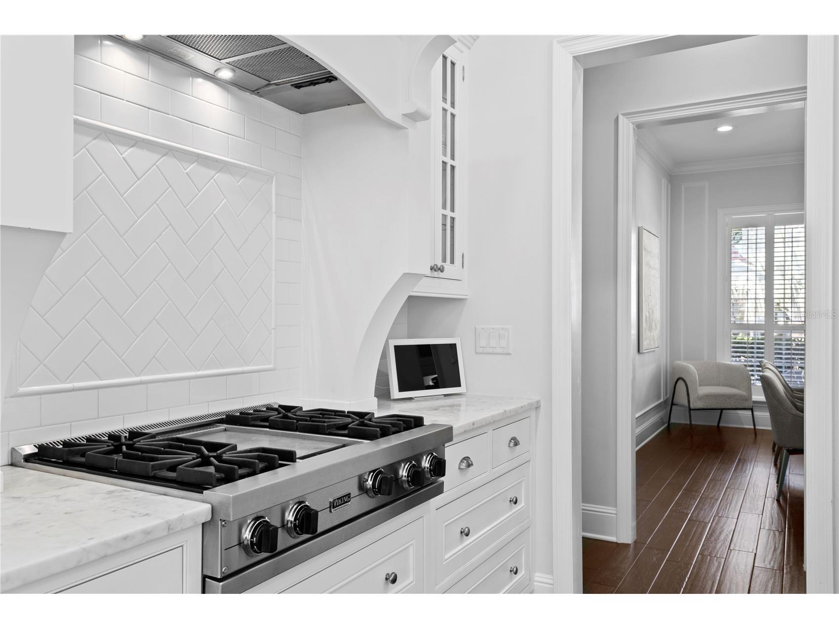 12 S Treasure Drive Tampa FL 33609 TB8486774 image18