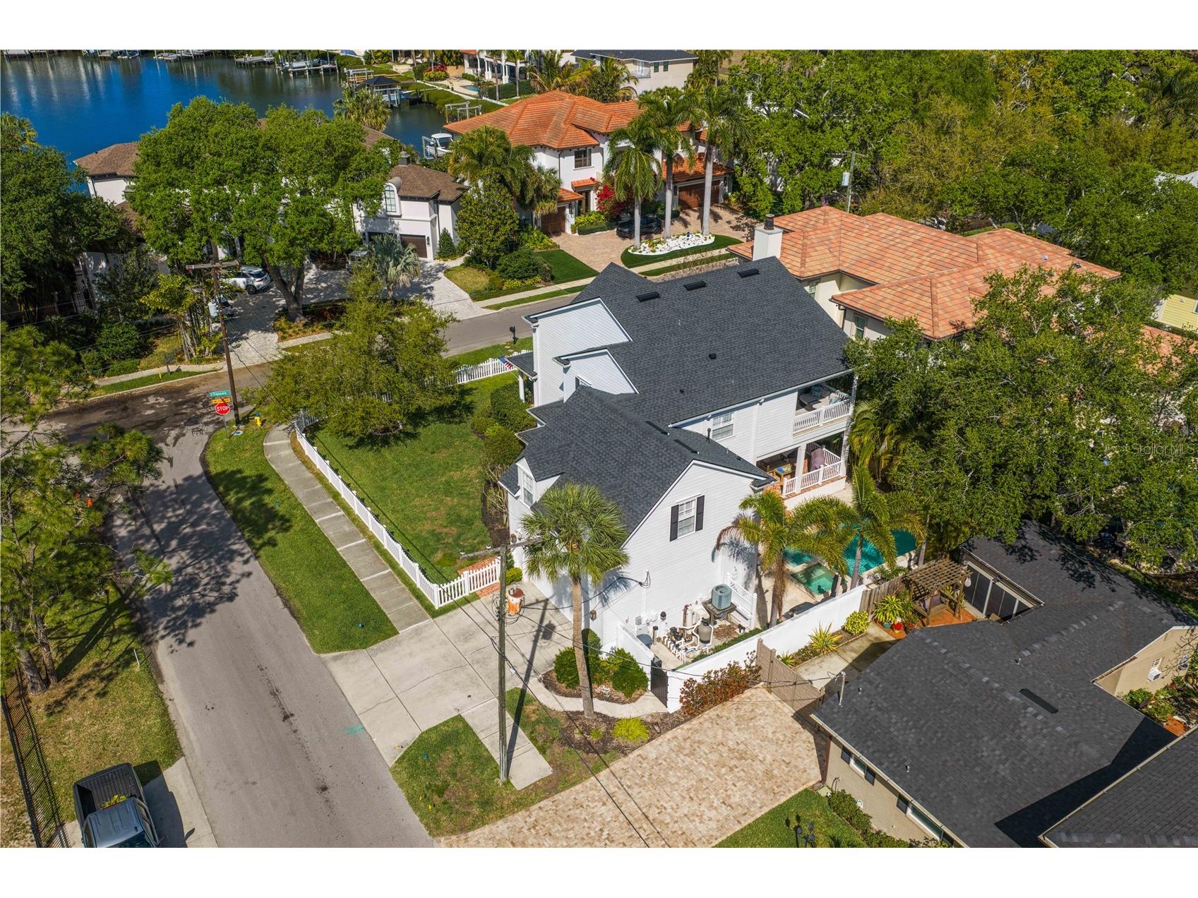 12 S Treasure Drive Tampa FL 33609 TB8486774 image81