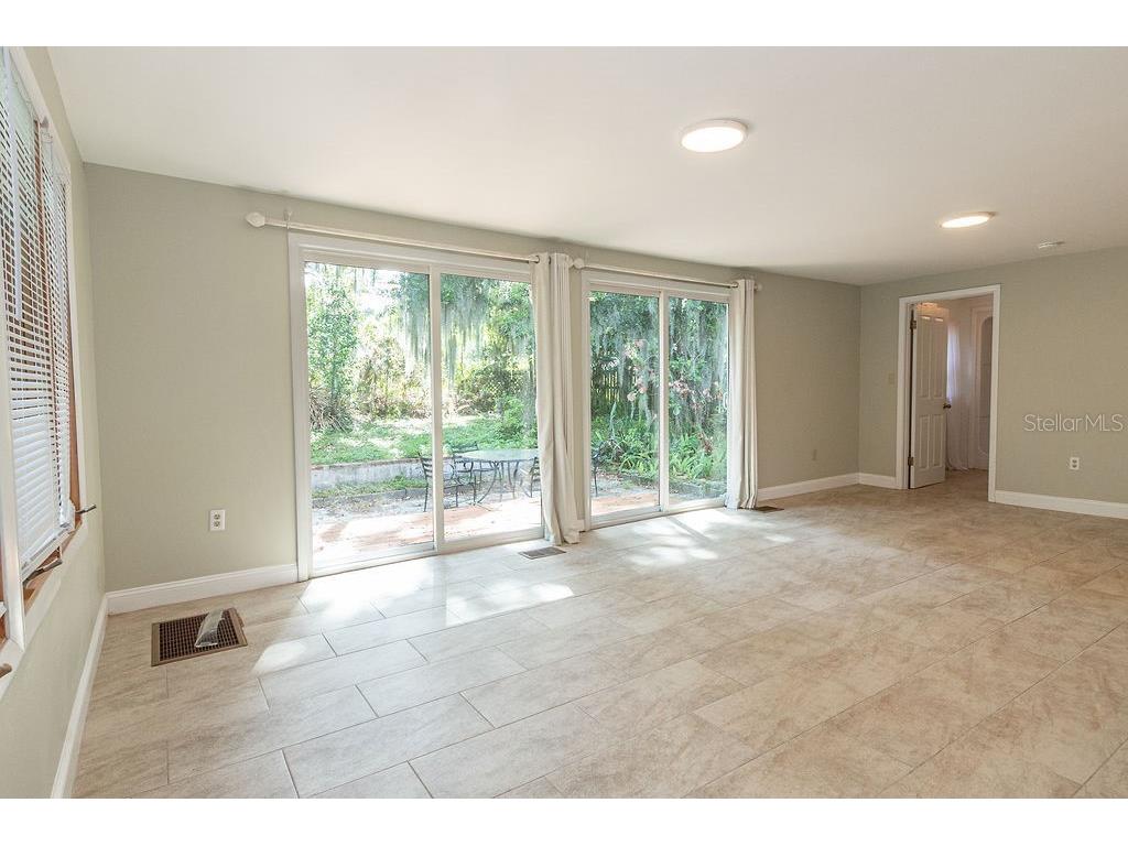 12 S University Circle Deland FL 32724 V4948519 image7