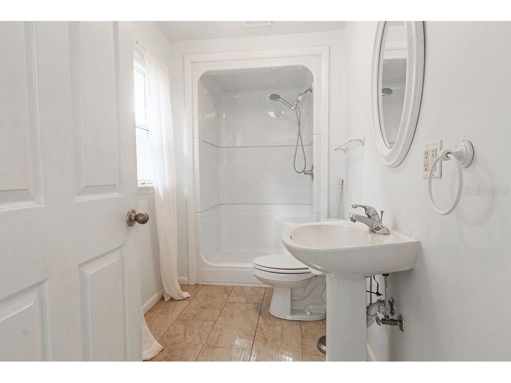 12 S University Circle Deland FL 32724 V4948519 image9