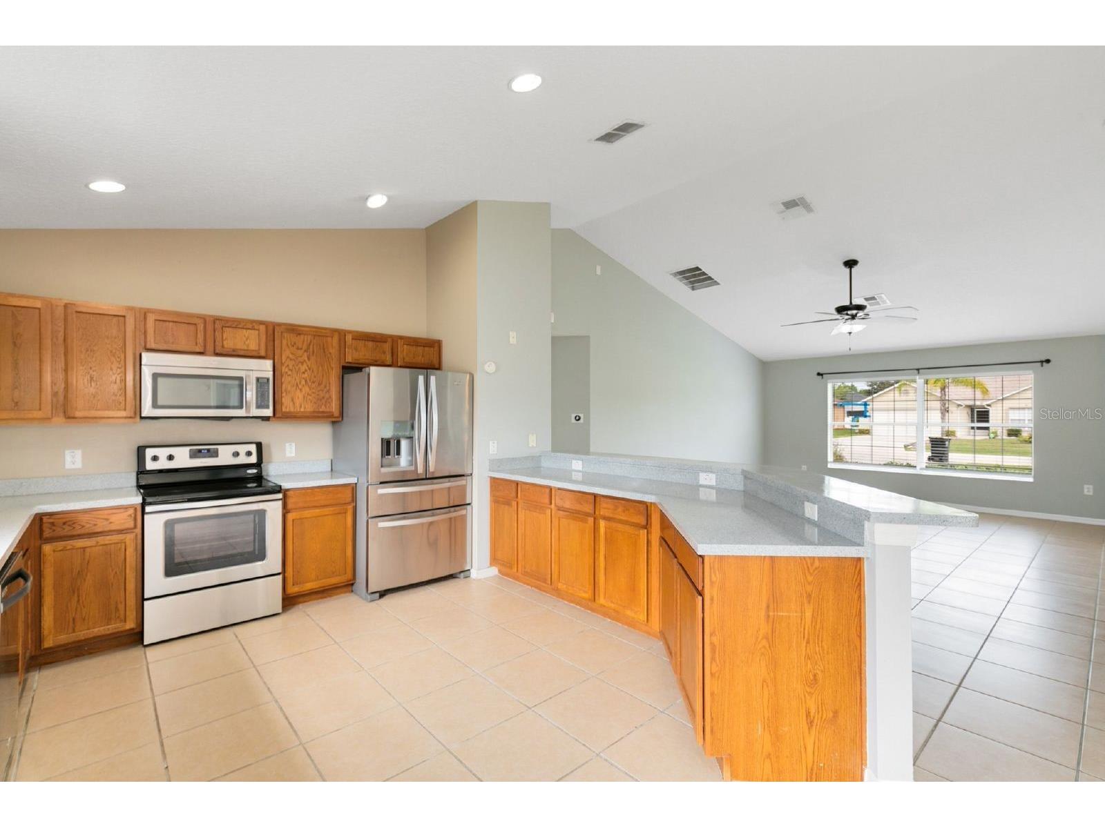 12 Sawfish Lane Kissimmee FL 34759 O6420786 image2