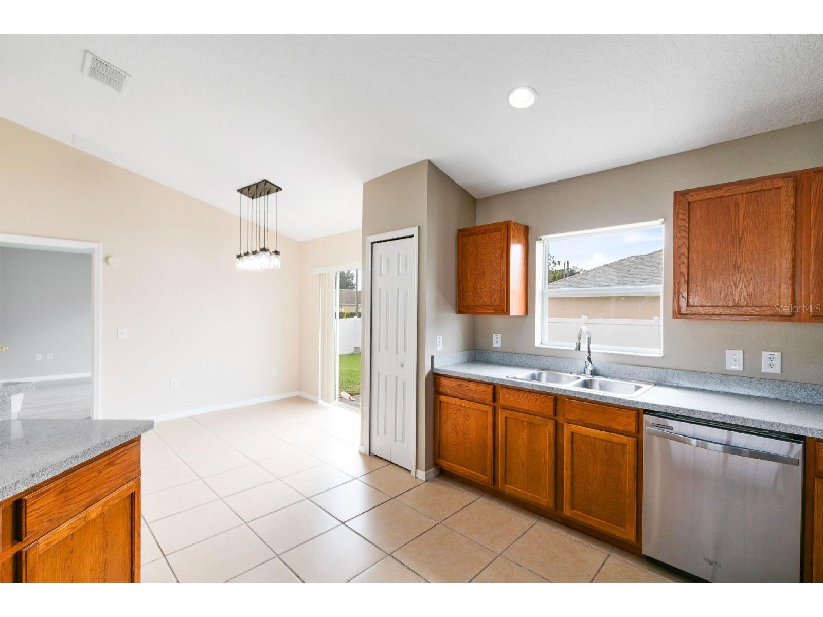 12 Sawfish Lane Kissimmee FL 34759 O6420786 image3