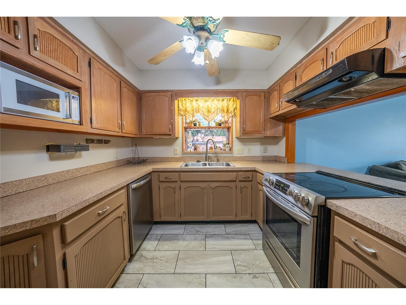 12 Spring Lake Way Ocala FL 34472 OM721541 image11