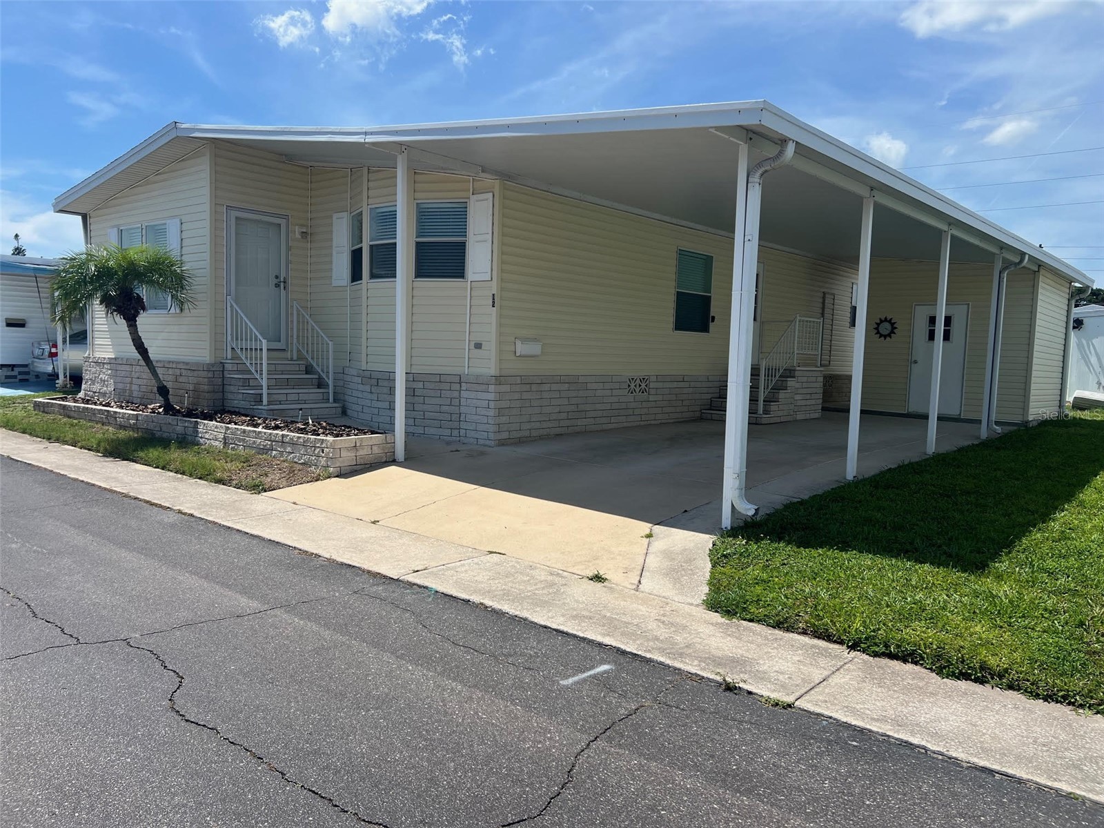 12 Thatch Palm Street W Largo FL 33770 TB8515493 image1