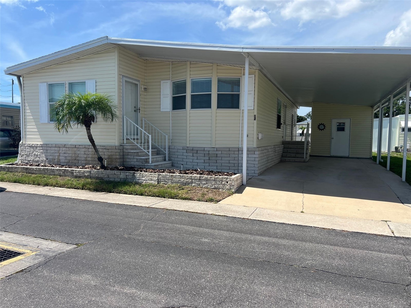 12 Thatch Palm Street W Largo FL 33770 TB8515493 image2