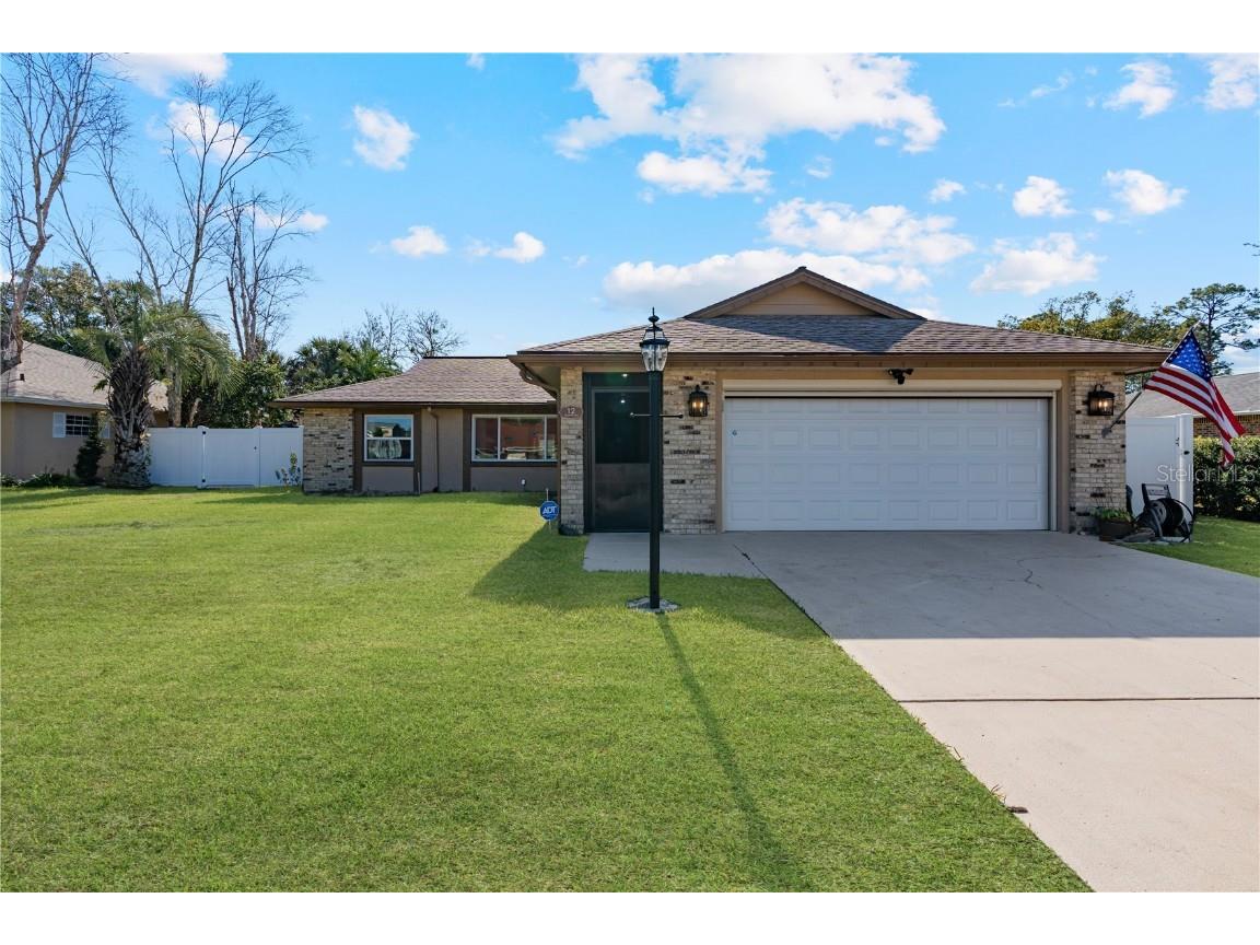 12 Westcliffe Lane Palm Coast FL 32164 V4940268 image1