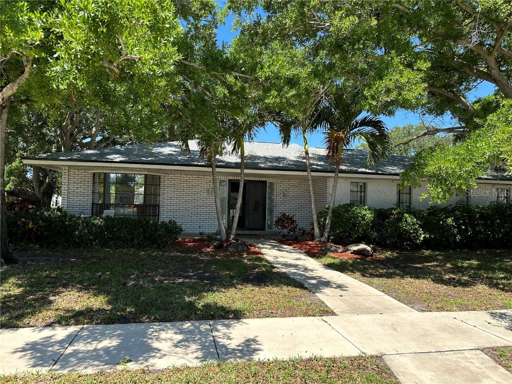 12 Yacht Club Lane Indian Harbour Beach FL 32937 O6196045 image1