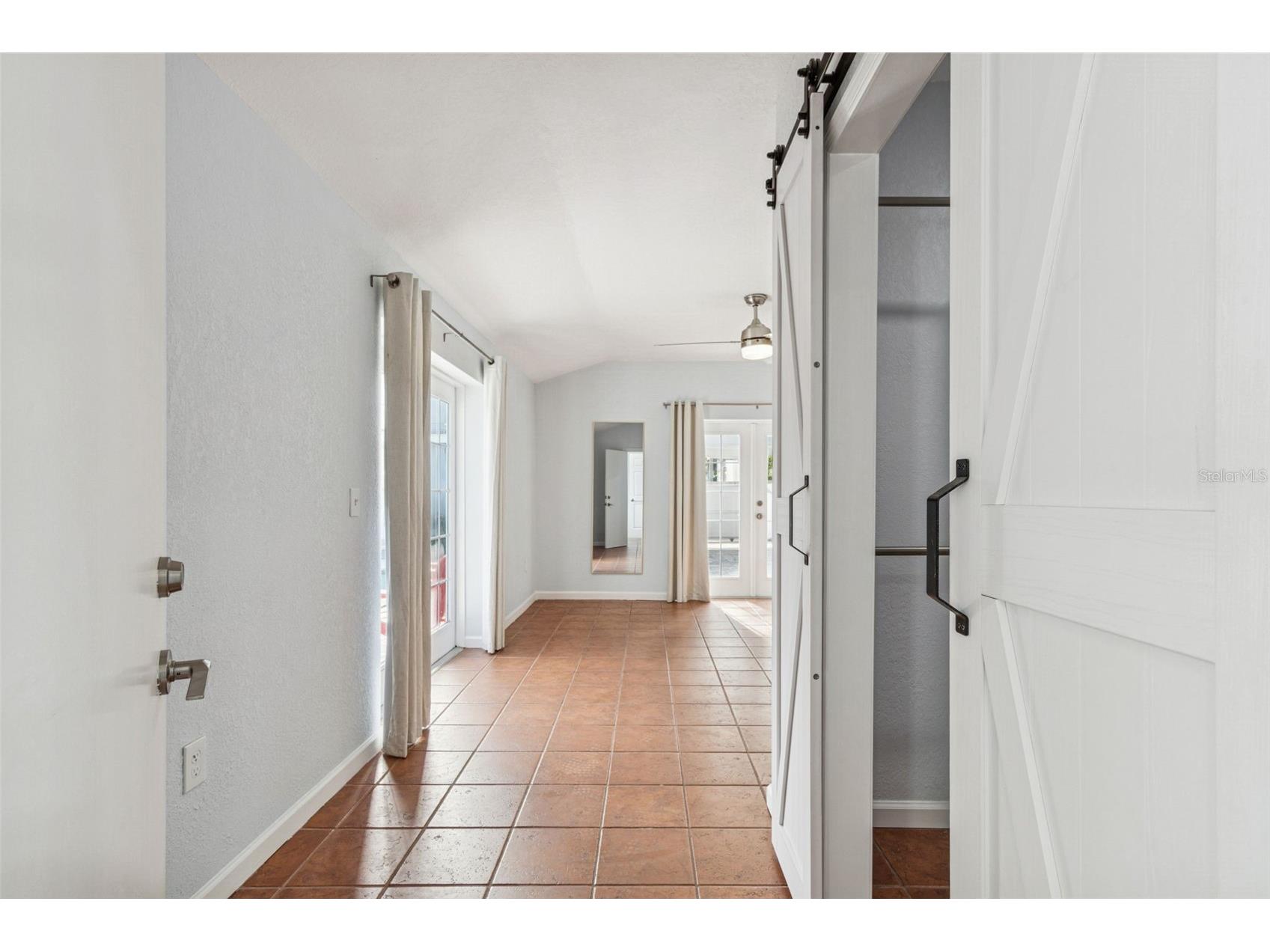 120 19th Avenue N Saint Petersburg FL 33704 TB8460575 image50