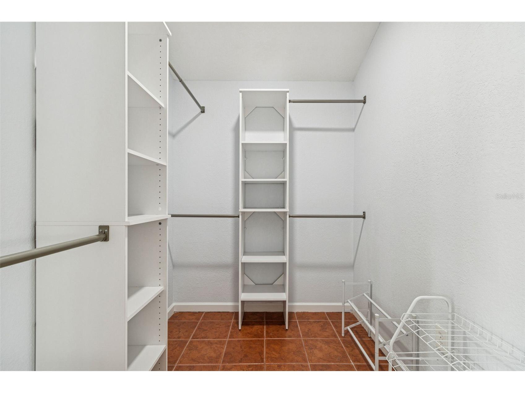 120 19th Avenue N Saint Petersburg FL 33704 TB8460575 image51