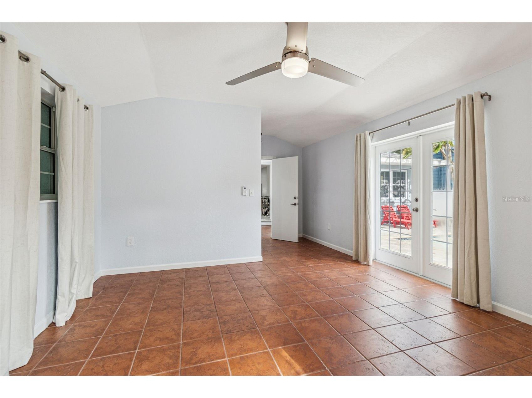 120 19th Avenue N Saint Petersburg FL 33704 TB8460575 image55