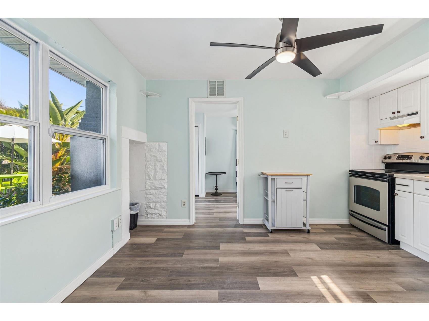 120 19th Avenue N Saint Petersburg FL 33704 TB8460575 image71