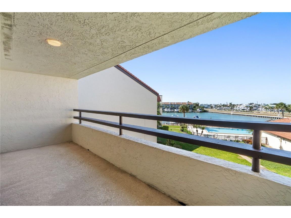 120 1st Street E #108 Tierra Verde FL 33715 FC314880 image15