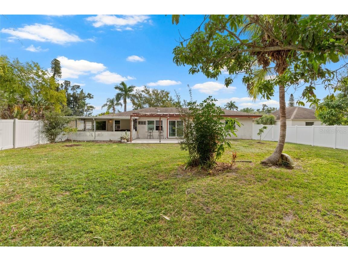 120 43rd Street NW Bradenton FL 34209 A4674060 image24