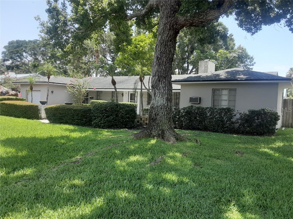 120 63rd Avenue S Saint Petersburg FL 33705 U8205147 image1