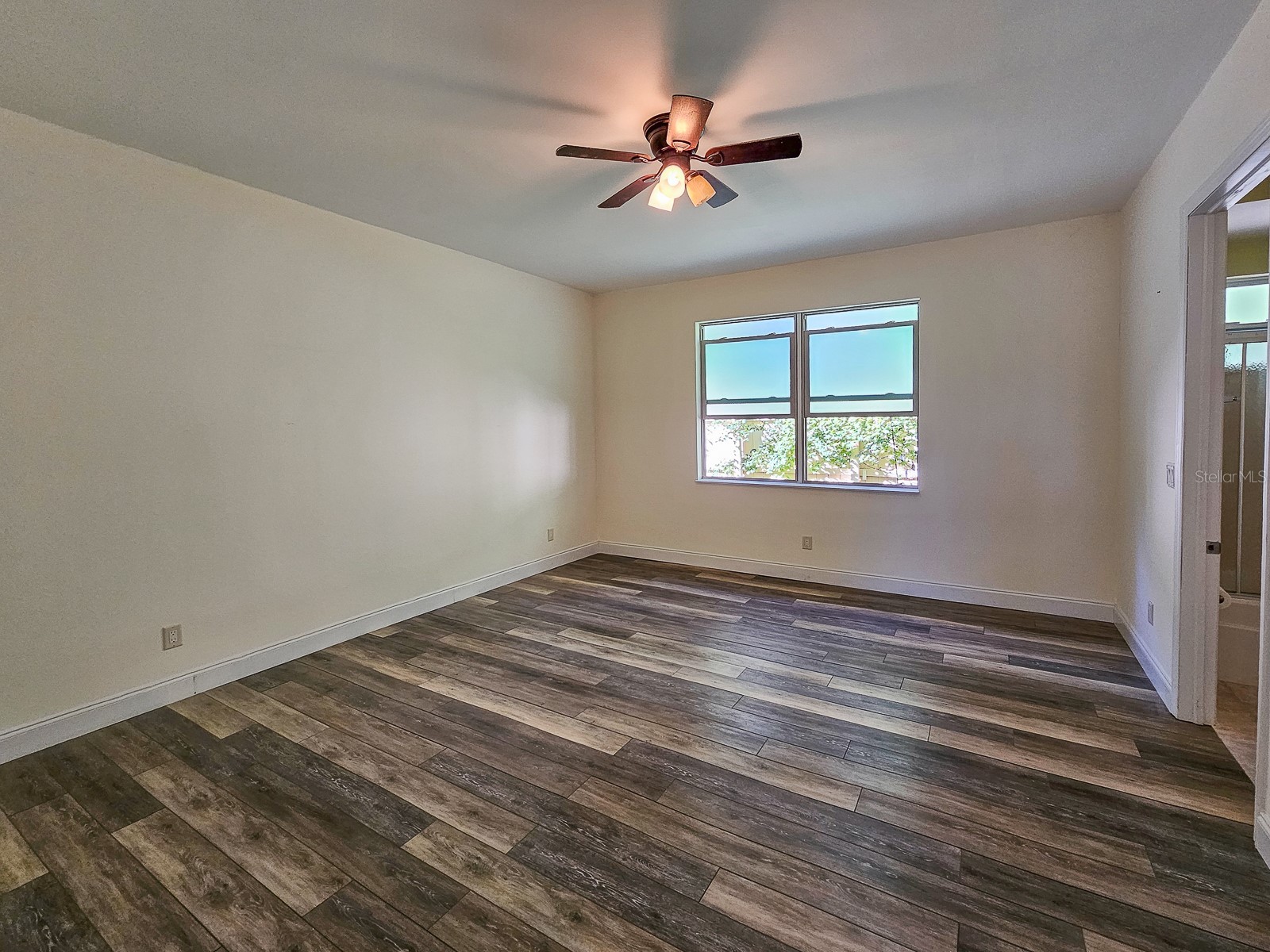 120 7th Street Daytona Beach FL 32117 - HALIFAX RIVER FC313390 image21