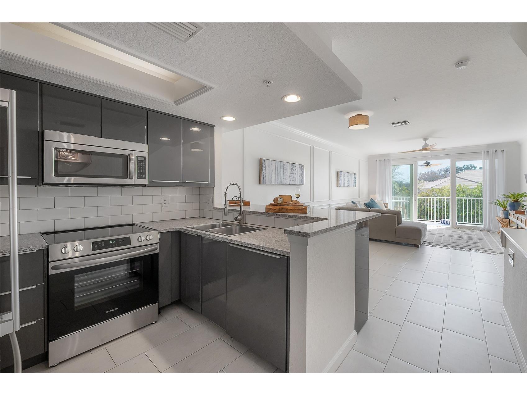 120 Brent Circle Oldsmar FL 34677 TB8484780 image5