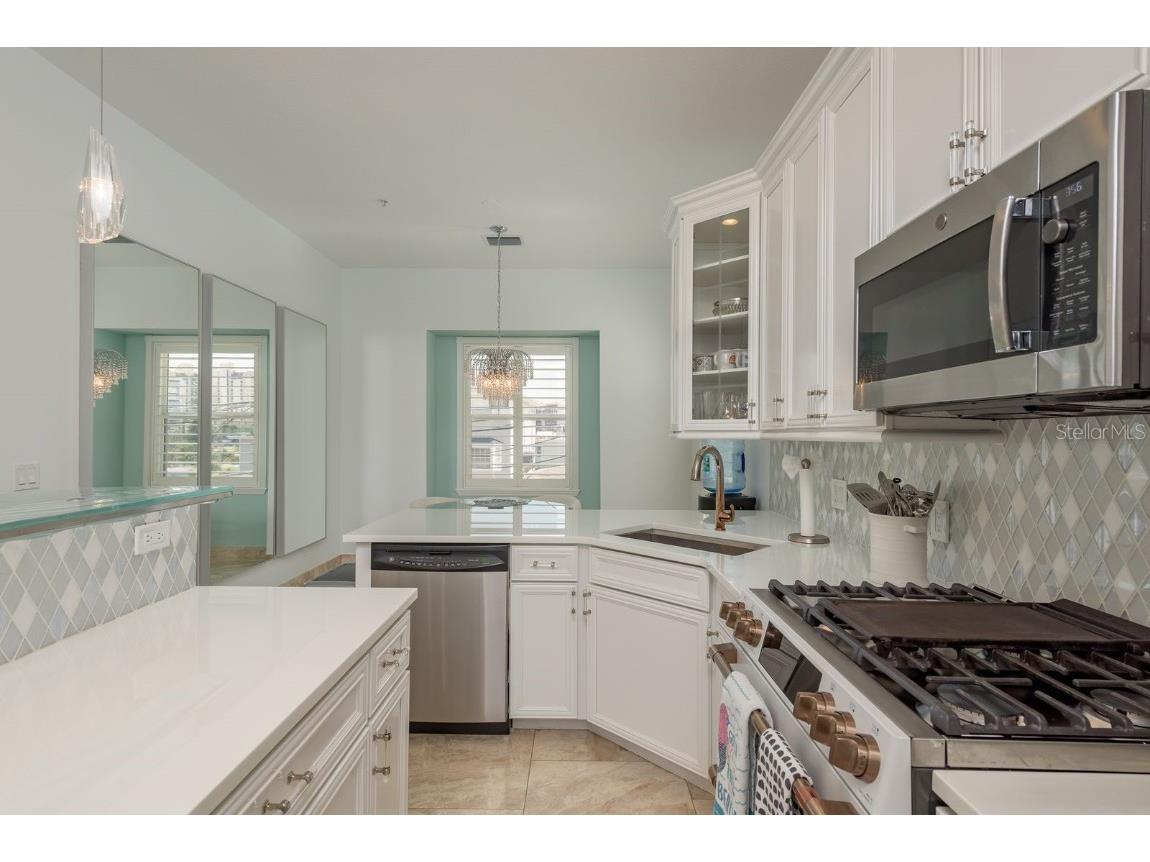 120 Brightwater Drive #1 Clearwater Beach FL 33767 - INTERCOASTAL WATERWAY TB8396249 image10