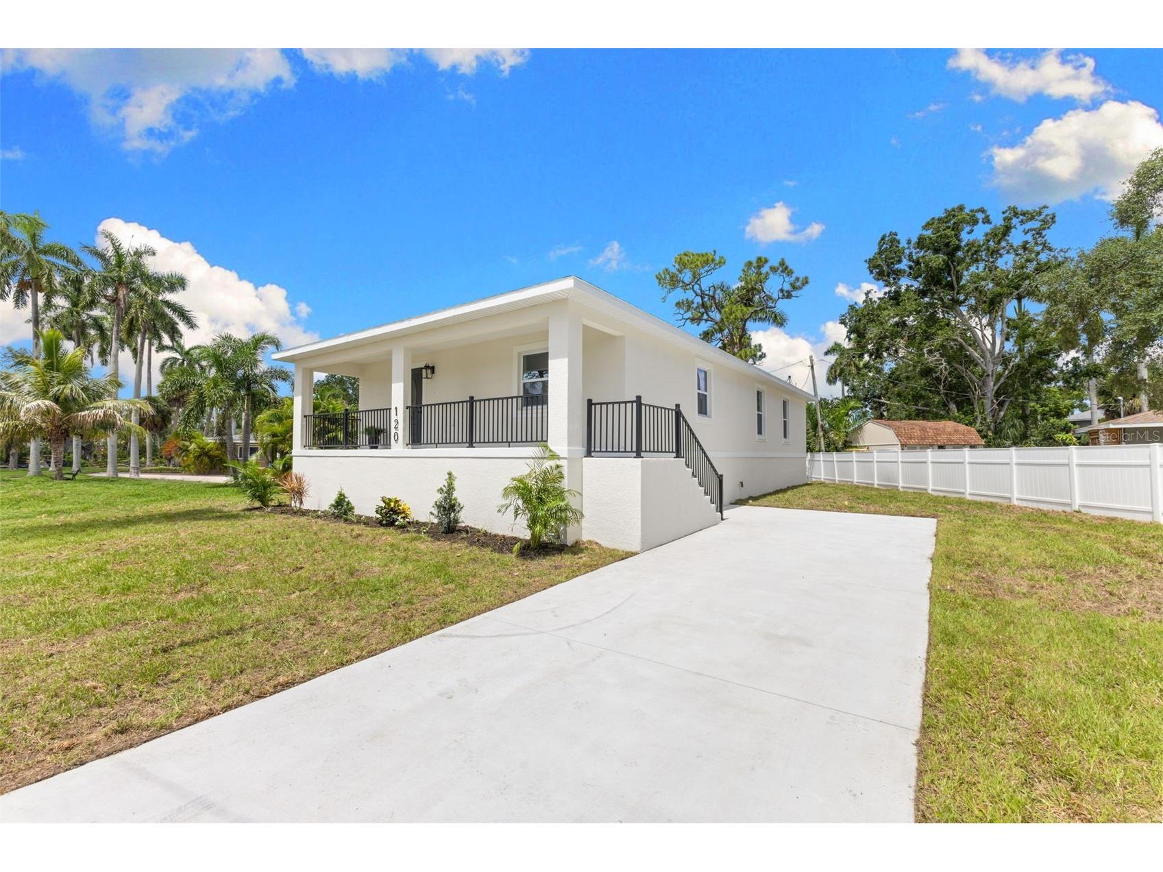 120 Brown Street Bradenton FL 34208 A4696980 image1
