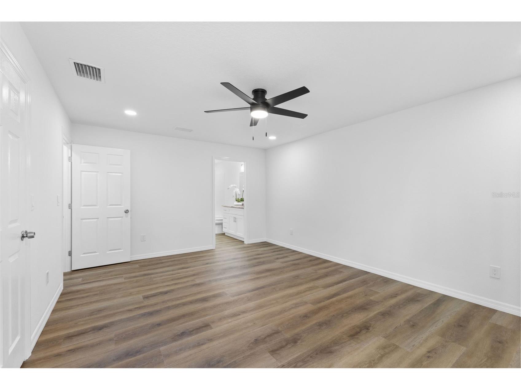 120 Brown Street Bradenton FL 34208 A4696980 image14