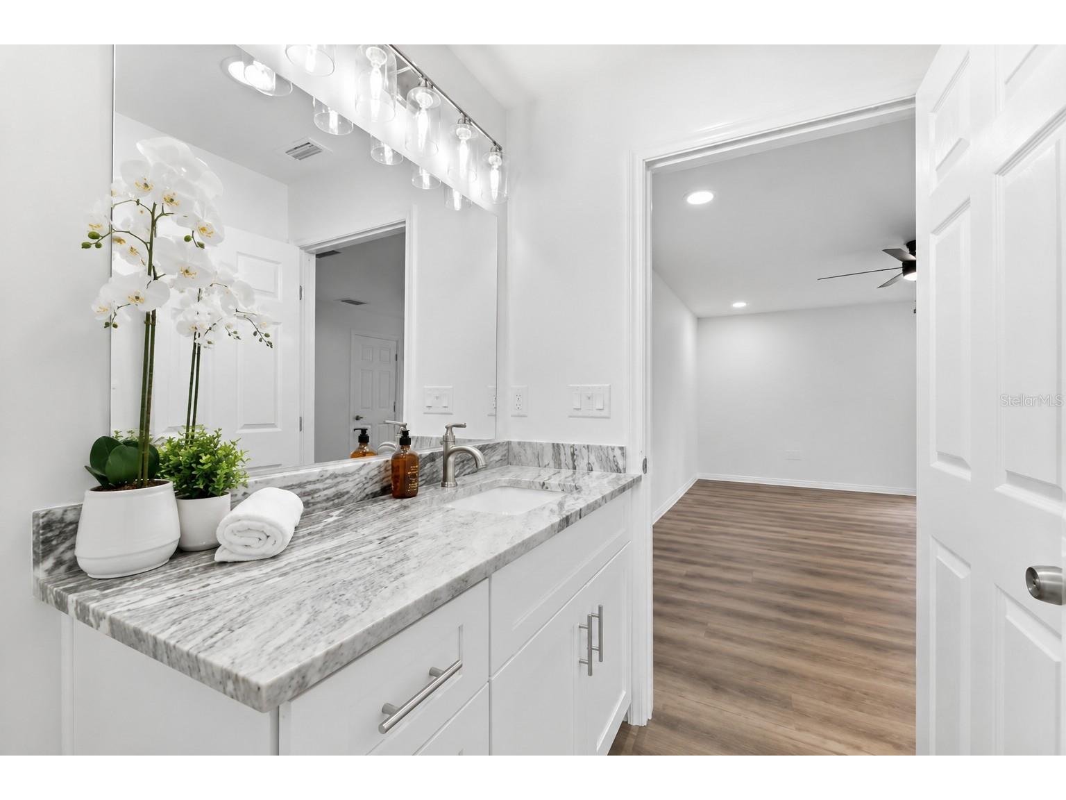 120 Brown Street Bradenton FL 34208 A4696980 image16