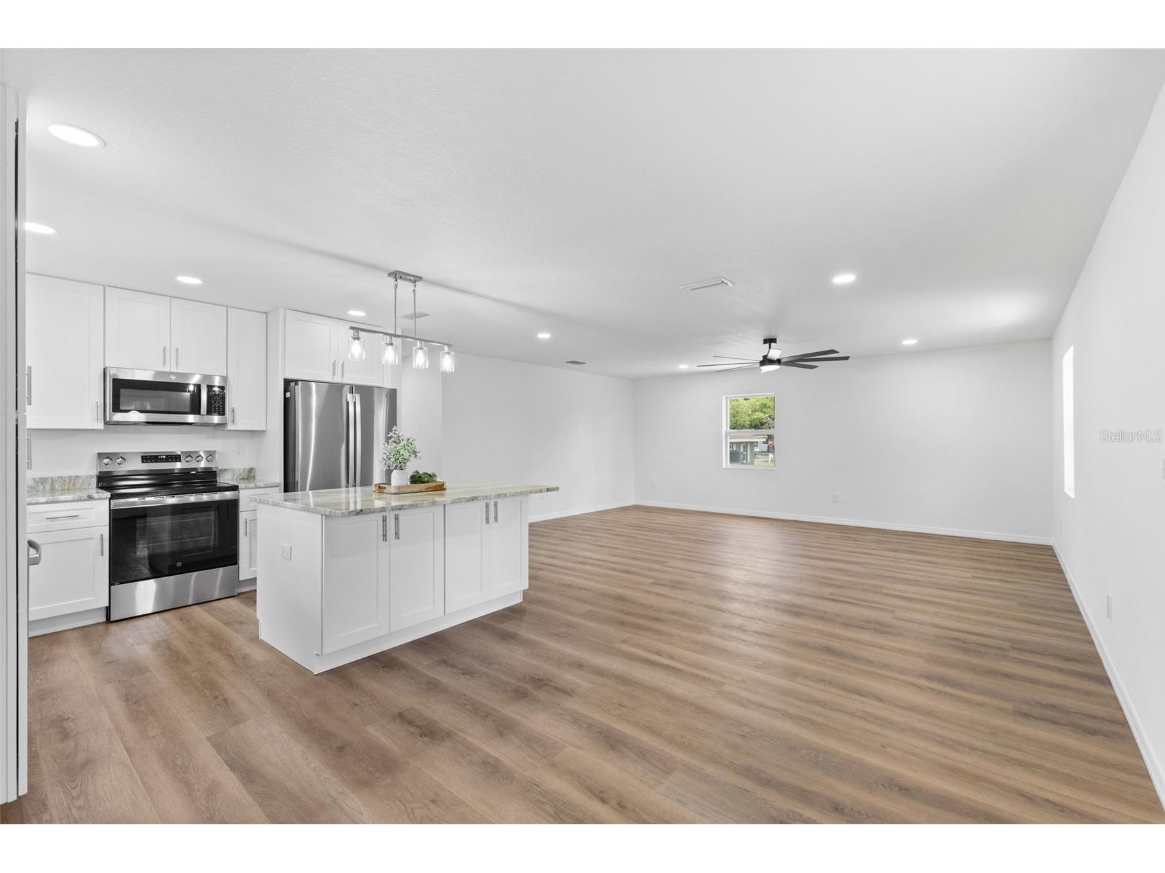 120 Brown Street Bradenton FL 34208 A4696980 image8
