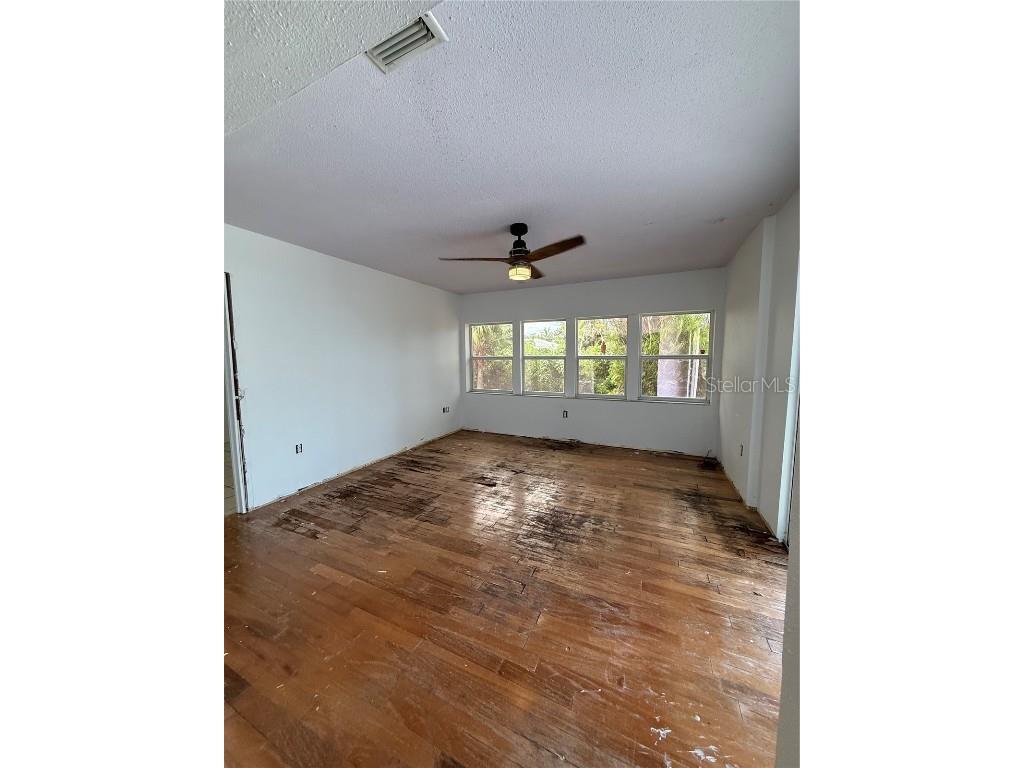 120 Candyce Drive Osprey FL 34229 A4667108 image4