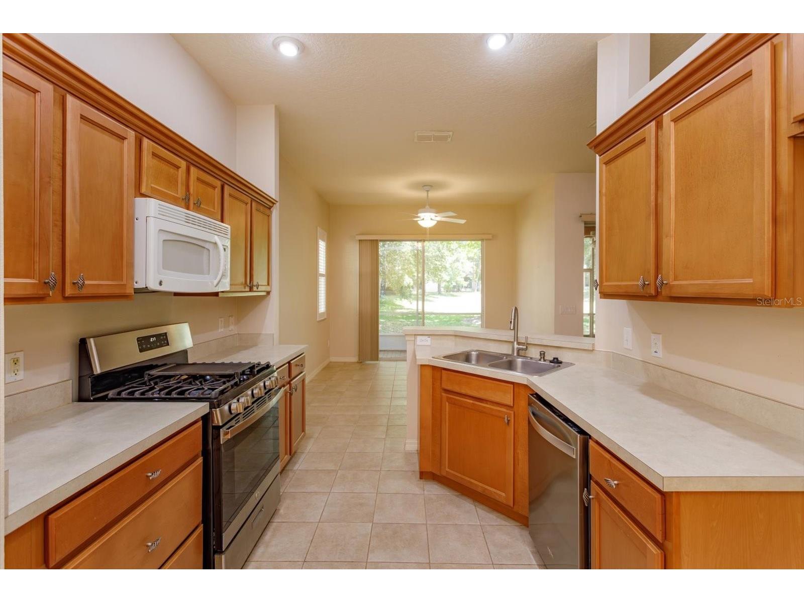 120 Crepe Myrtle Drive Groveland FL 34736 G5111759 image5