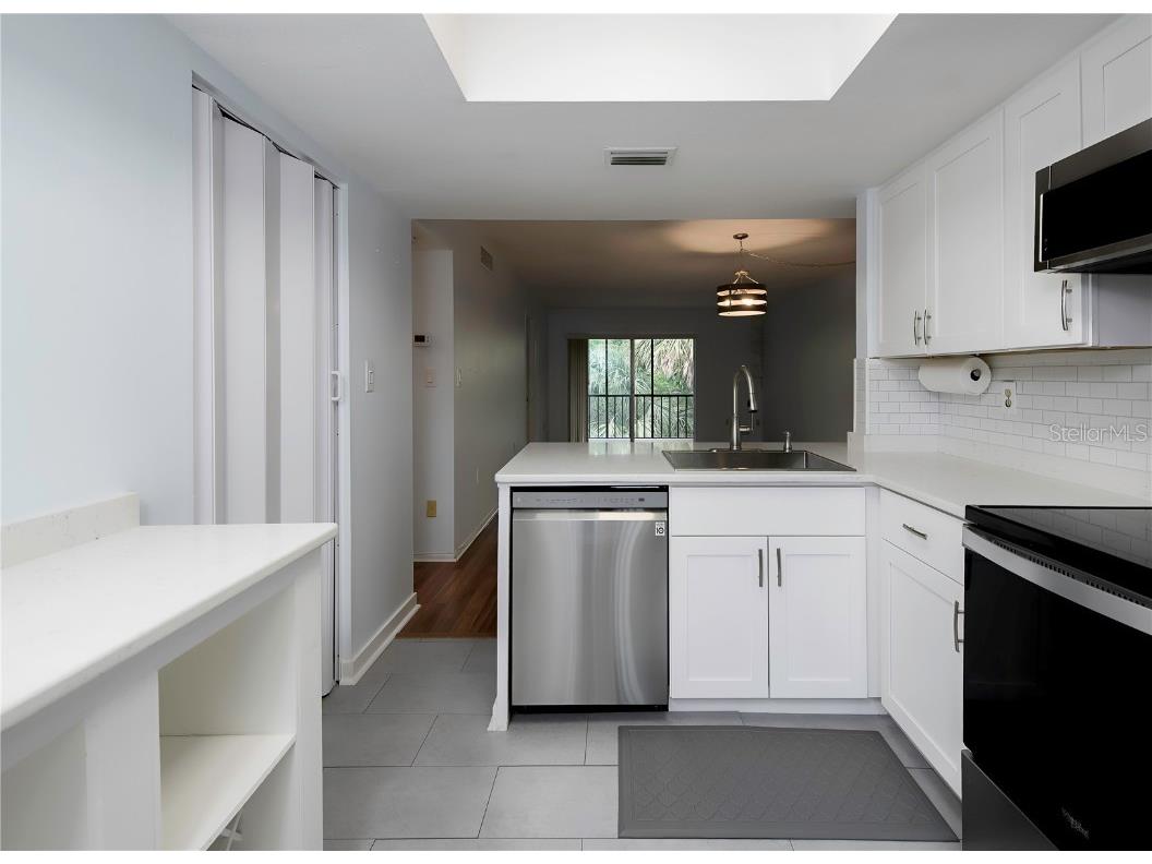 120 Cypress Lane #120 Oldsmar FL 34677 TB8447454 image10