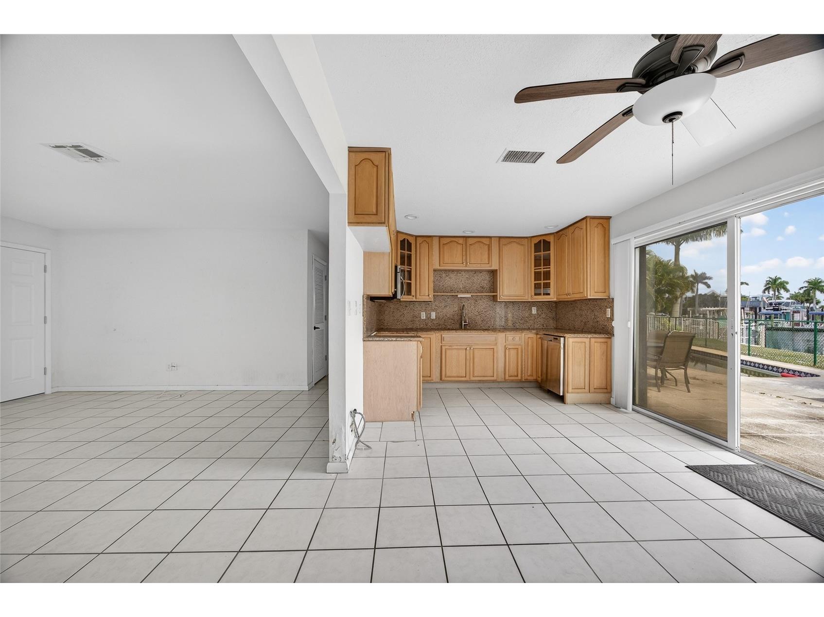 120 Donna Court Punta Gorda FL 33950 C7522095 image9