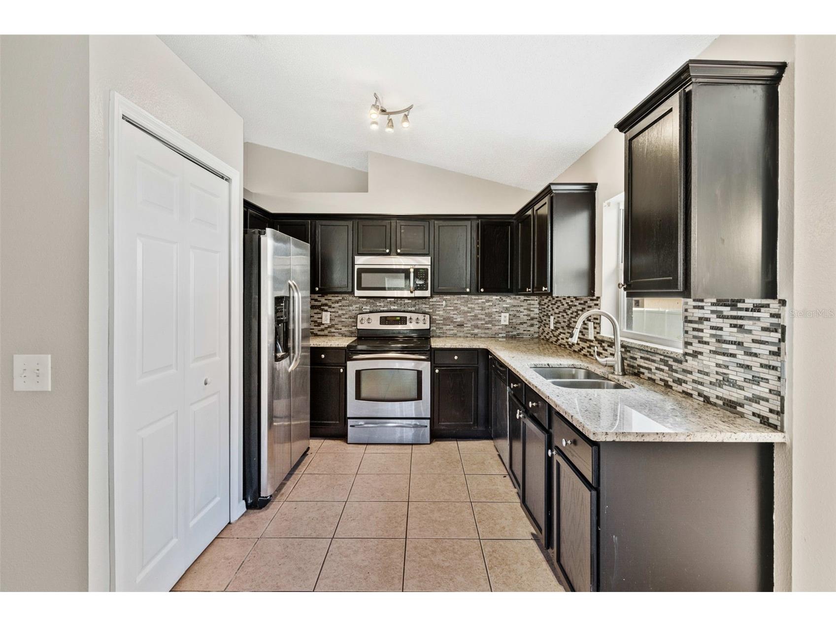 120 Flatfish Court Kissimmee FL 34759 O6387029 image6