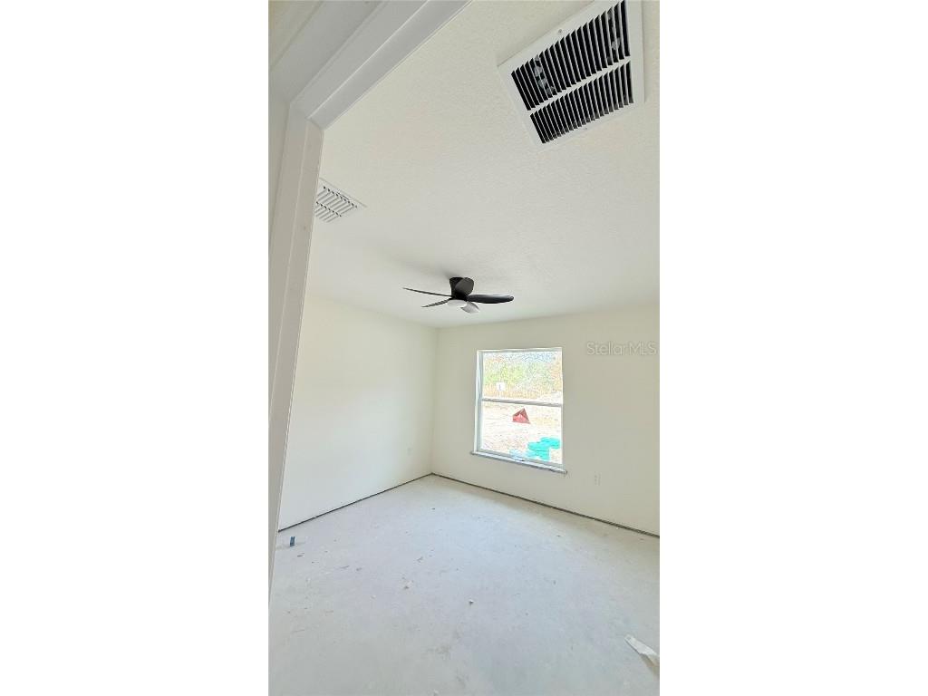 120 Guava Pass Ocklawaha FL 32179 OM715225 image8