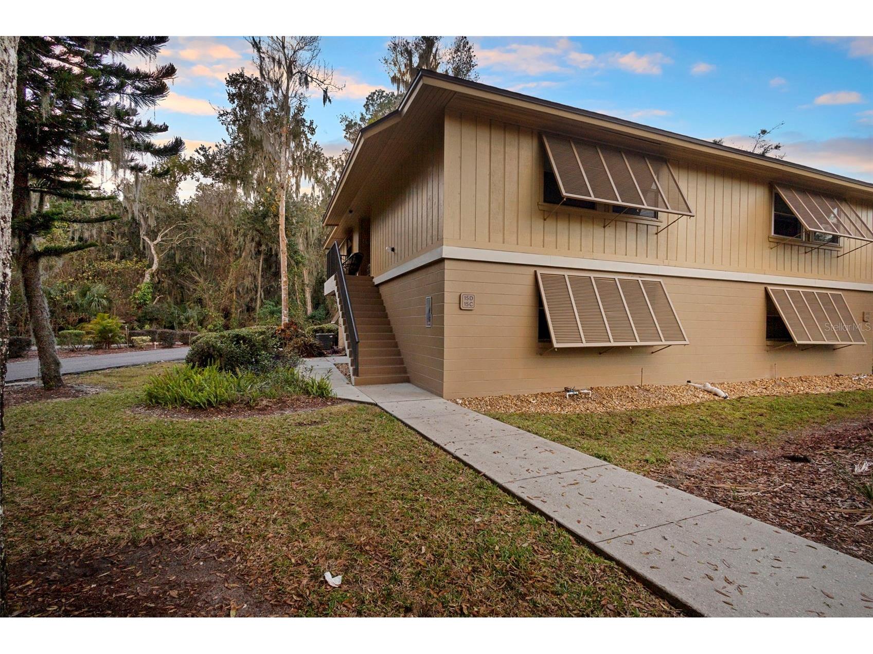 120 Hibiscus Woods Court #15C Deltona FL 32725 V4946695 image1