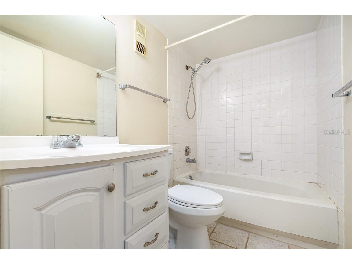 120 Hibiscus Woods Court #8D Deltona FL 32725 O6251369 image16