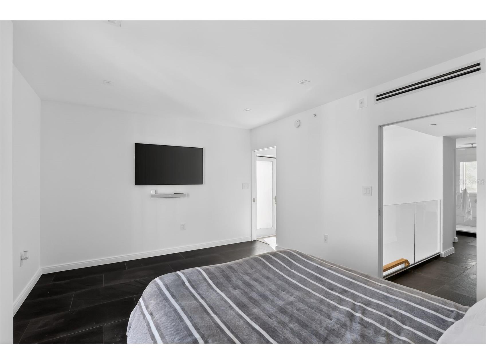 120 Jefferson Avenue #12009 Miami Beach FL 33139 O6392681 image19