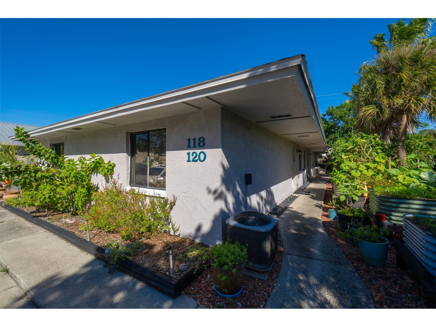 120 Madison Avenue Cape Canaveral FL 32920 O6414338 image1